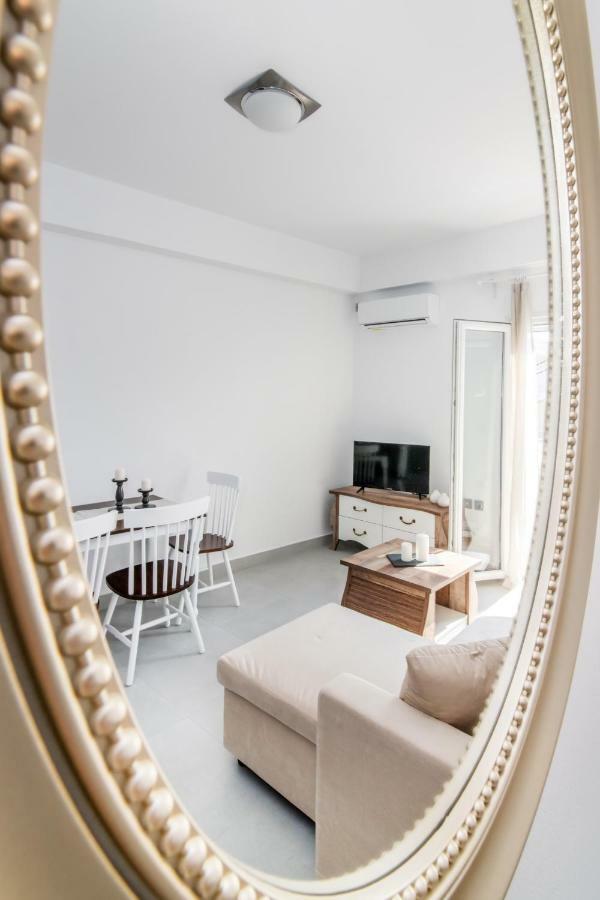 Lux 'N Comfort Apartments Tínos Buitenkant foto